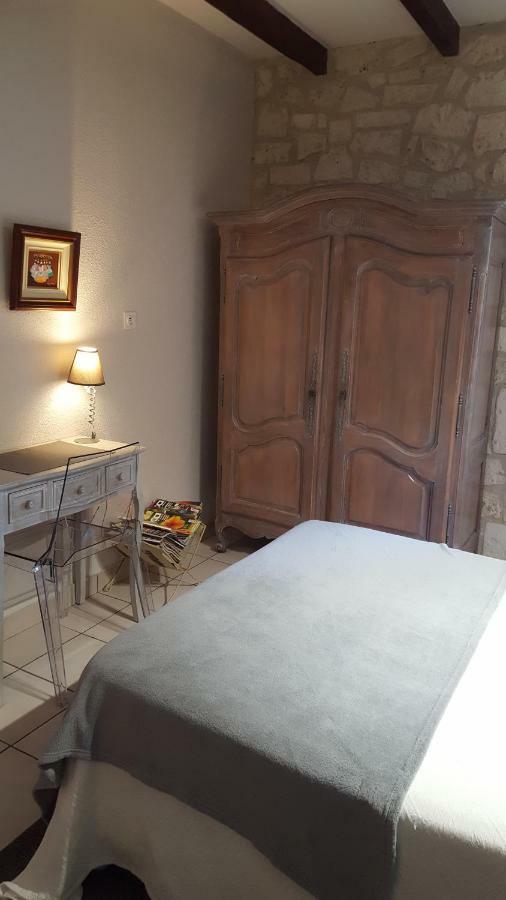 Au Calme Chez L'Habitant Foulayronnes エクステリア 写真
