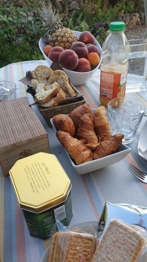 Au Calme Chez L'Habitant Foulayronnes エクステリア 写真